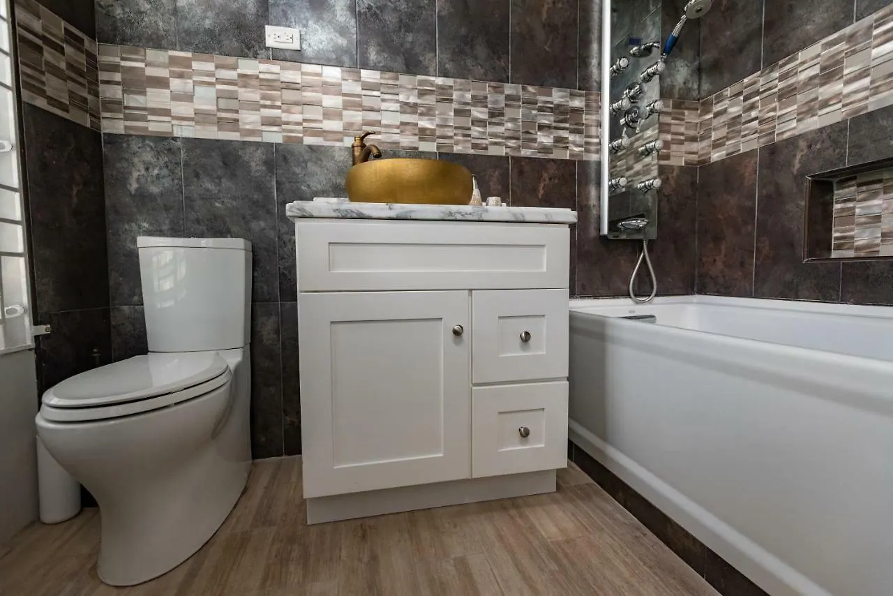 Luxury Bogue Village Duplex Apartment Montego Bay