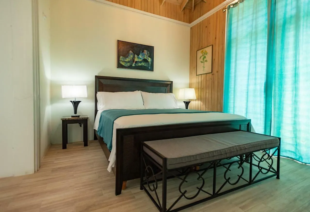 Luxury Bogue Village Duplex Apartment Montego Bay