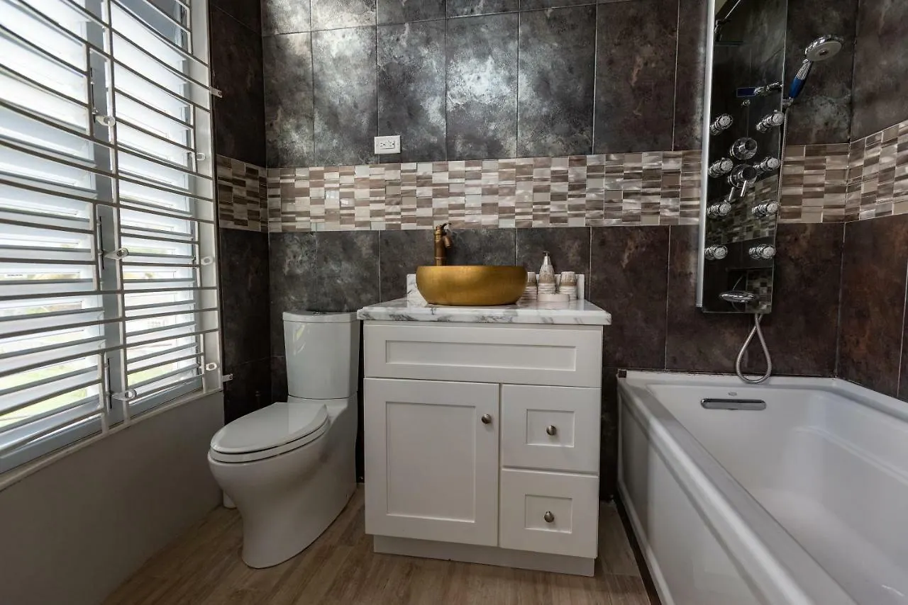Luxury Bogue Village Duplex Apartment Montego Bay